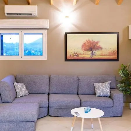 Διαμέρισμα Lotza Estate 2 *