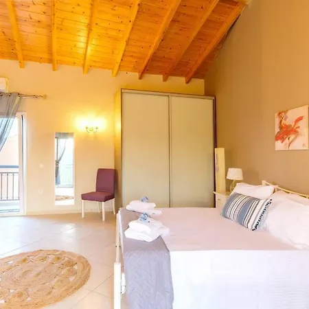 Διαμέρισμα Lotza Estate 2 Κυνοπιάστες